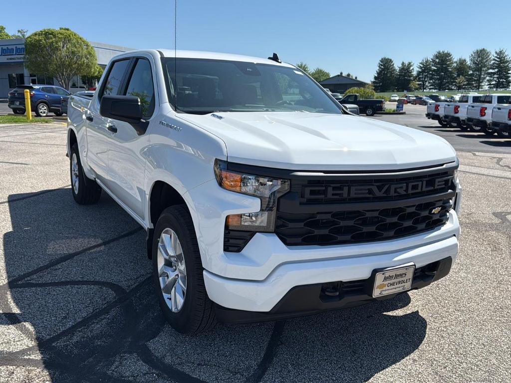 new 2025 Chevrolet Silverado 1500 car, priced at $43,005