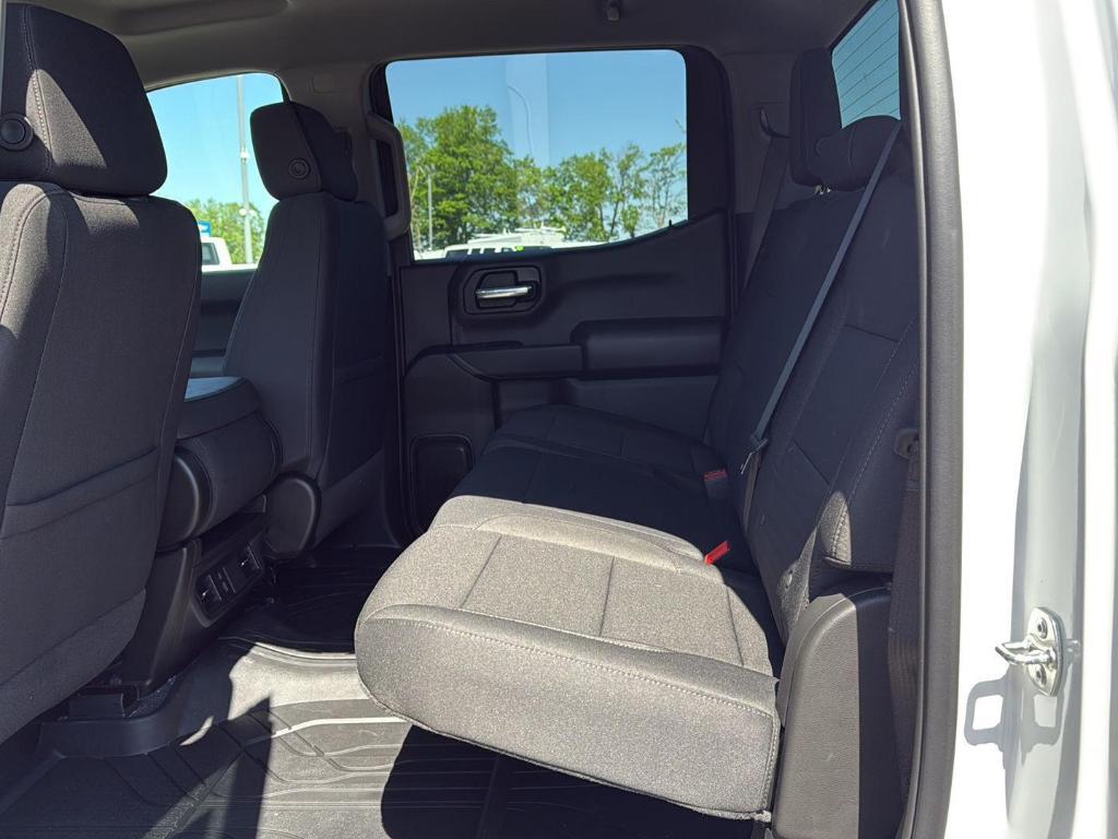 new 2025 Chevrolet Silverado 1500 car, priced at $43,005