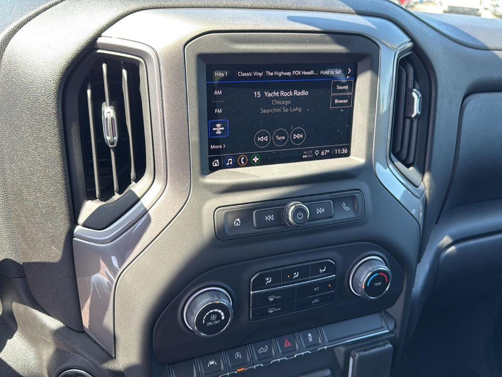 new 2025 Chevrolet Silverado 1500 car, priced at $43,005