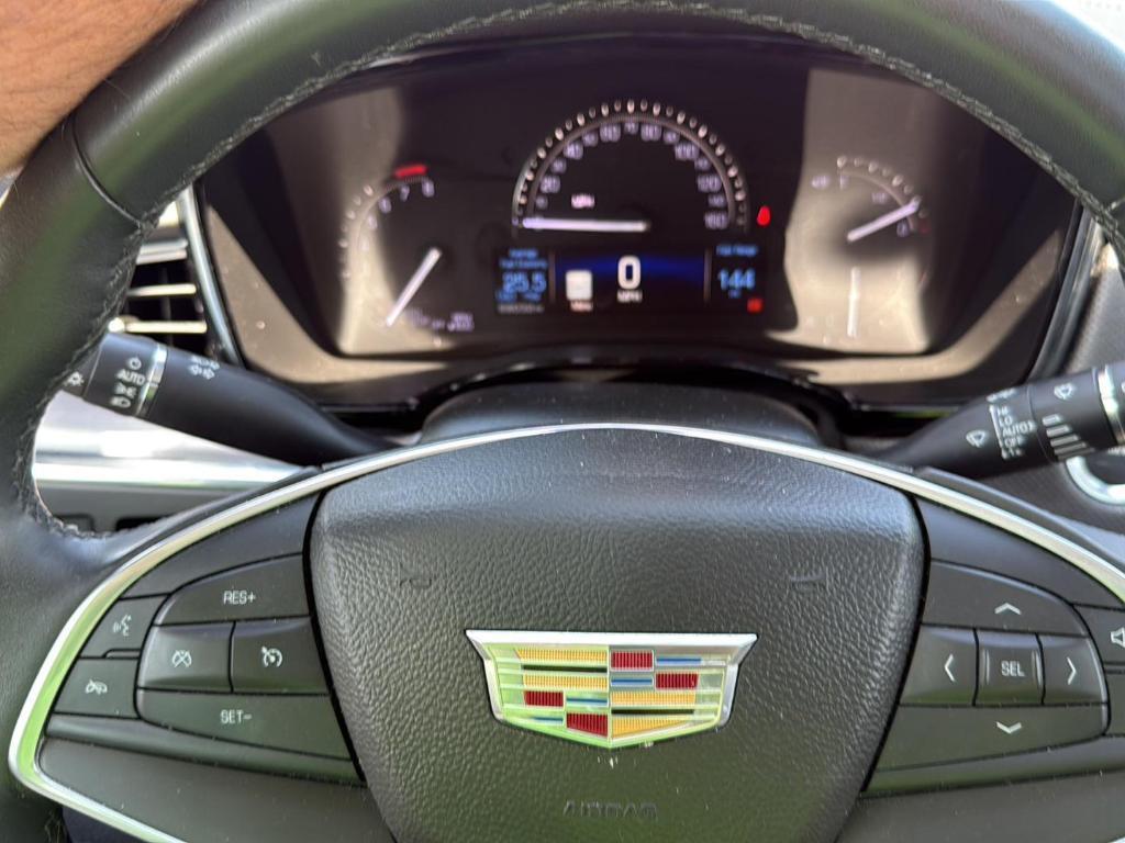 used 2017 Cadillac XT5 car, priced at $19,745