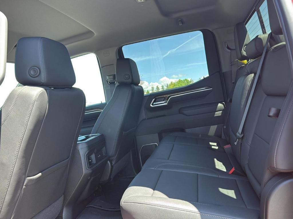 new 2025 Chevrolet Silverado 1500 car, priced at $57,070