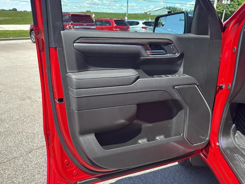 new 2025 Chevrolet Silverado 1500 car, priced at $55,570
