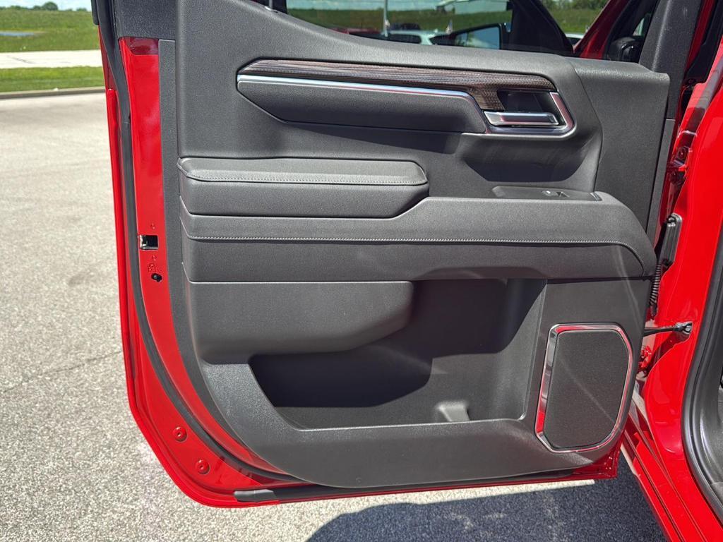 new 2025 Chevrolet Silverado 1500 car, priced at $57,070