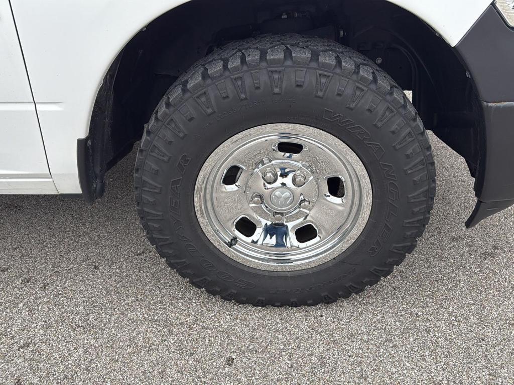 used 2022 Ram 1500 Classic car, priced at $22,795