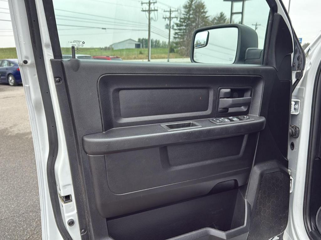 used 2022 Ram 1500 Classic car, priced at $22,795