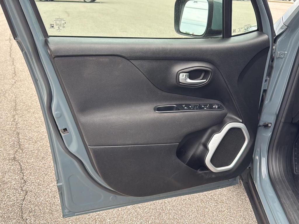 used 2018 Jeep Renegade car, priced at $12,895