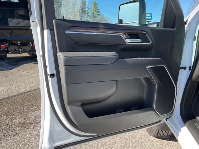 new 2025 Chevrolet Silverado 2500 car, priced at $73,005