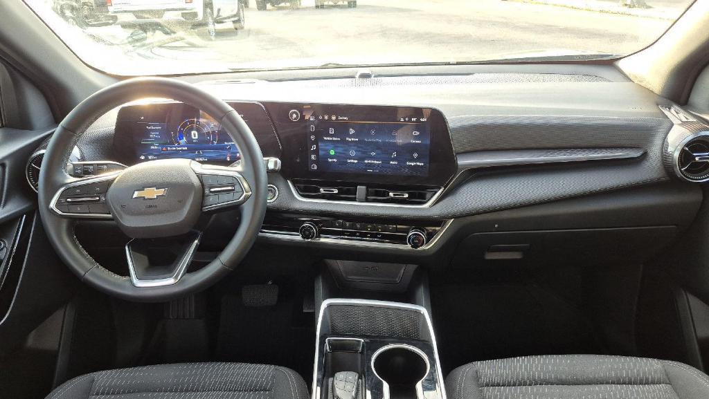 used 2025 Chevrolet Equinox car, priced at $27,445