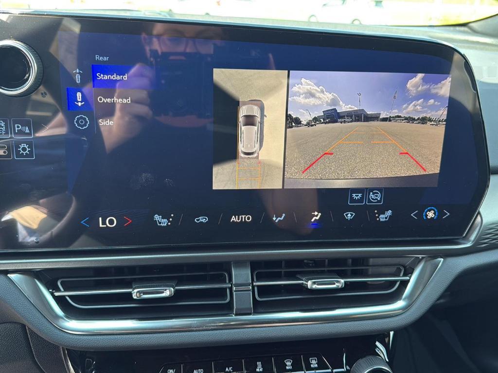 new 2025 Chevrolet Equinox EV car, priced at $34,885