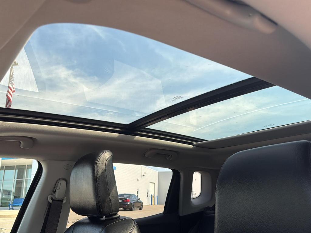 used 2022 Jeep Compass car, priced at $23,445