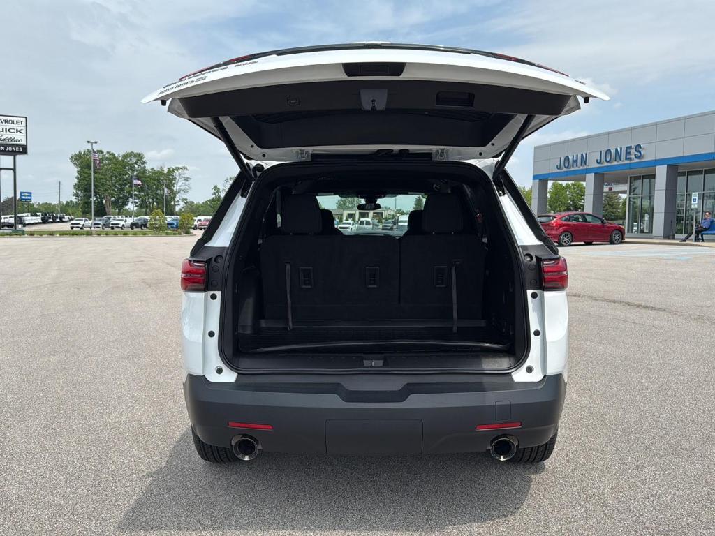 used 2023 Chevrolet Traverse car, priced at $30,895