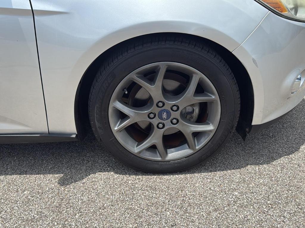 used 2014 Ford Focus car, priced at $9,500