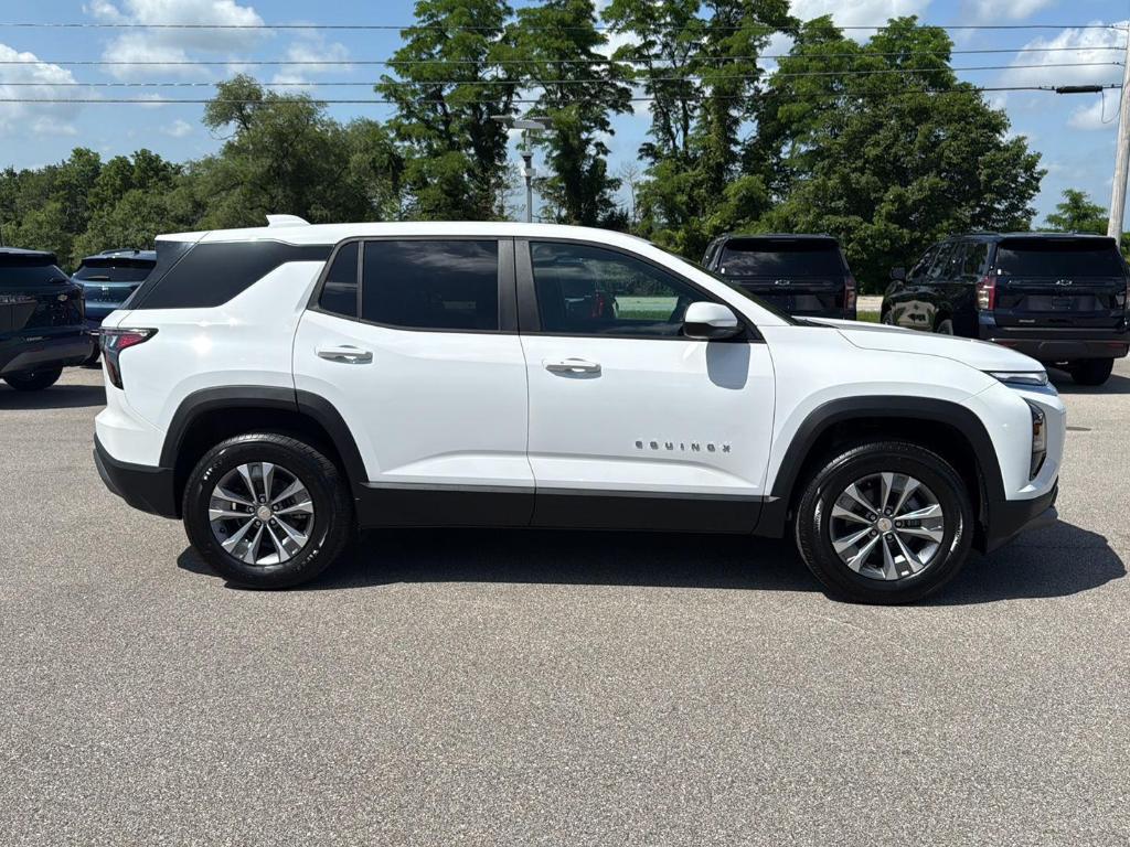 new 2026 Chevrolet Equinox car, priced at $32,380