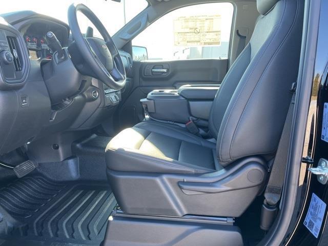 new 2025 Chevrolet Silverado 1500 car, priced at $36,005