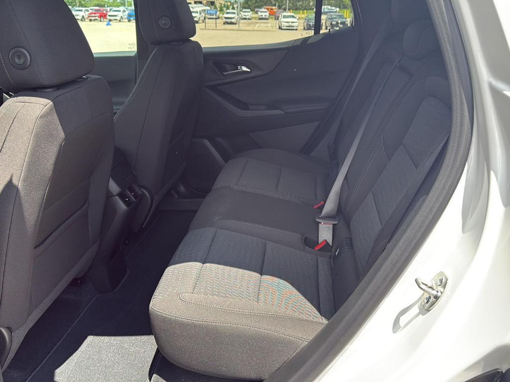 new 2026 Chevrolet Equinox car, priced at $30,035
