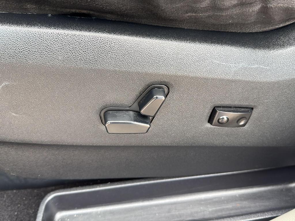 used 2014 Dodge Grand Caravan car, priced at $8,995