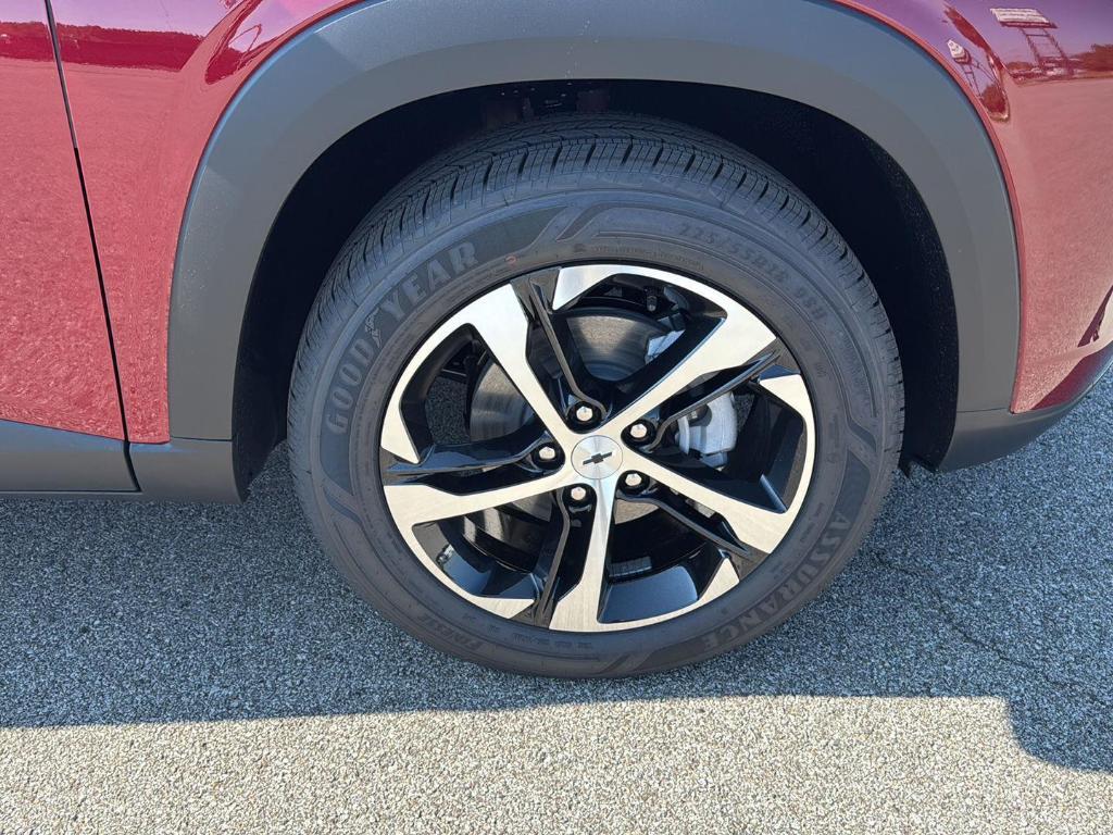 new 2025 Chevrolet Trax car, priced at $24,995