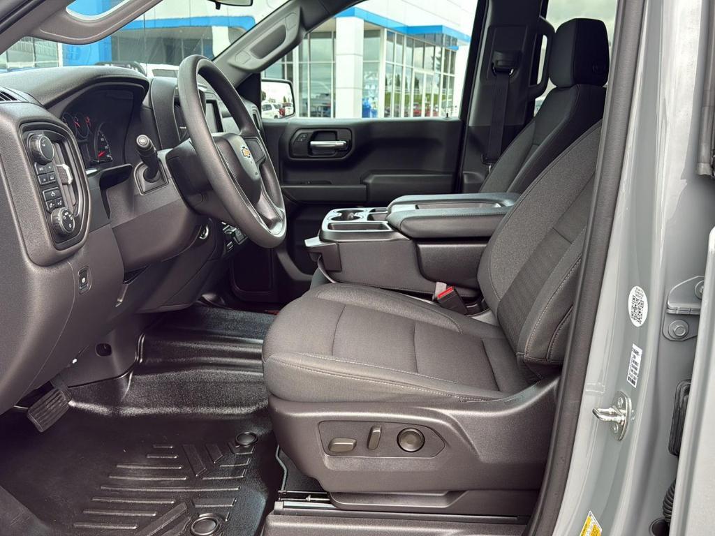 used 2024 Chevrolet Silverado 1500 car, priced at $42,895