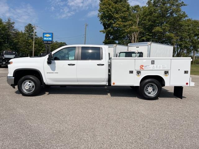 new 2024 Chevrolet Silverado 3500 car, priced at $59,431