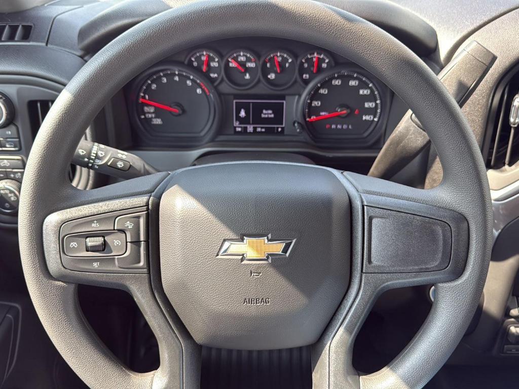 new 2025 Chevrolet Silverado 1500 car, priced at $43,570