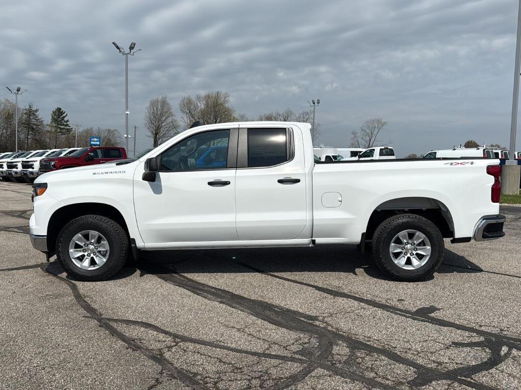 new 2025 Chevrolet Silverado 1500 car, priced at $43,570