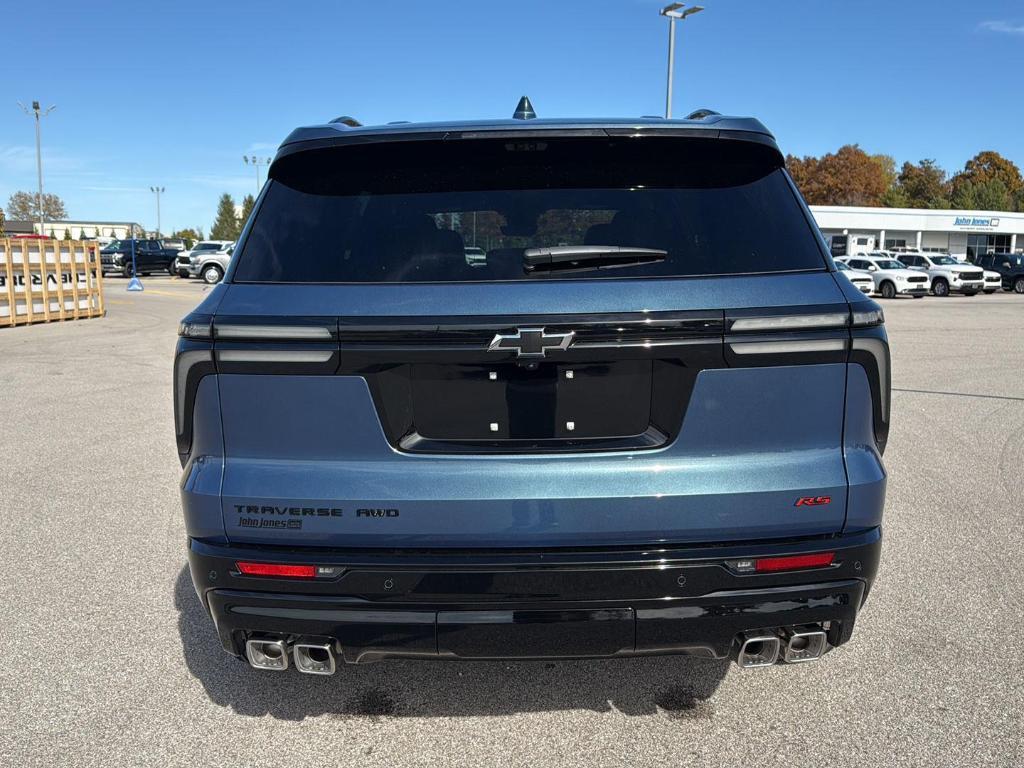 new 2026 Chevrolet Traverse car, priced at $59,935