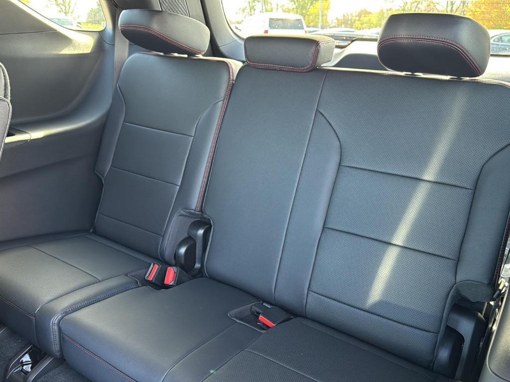 new 2026 Chevrolet Traverse car, priced at $59,935