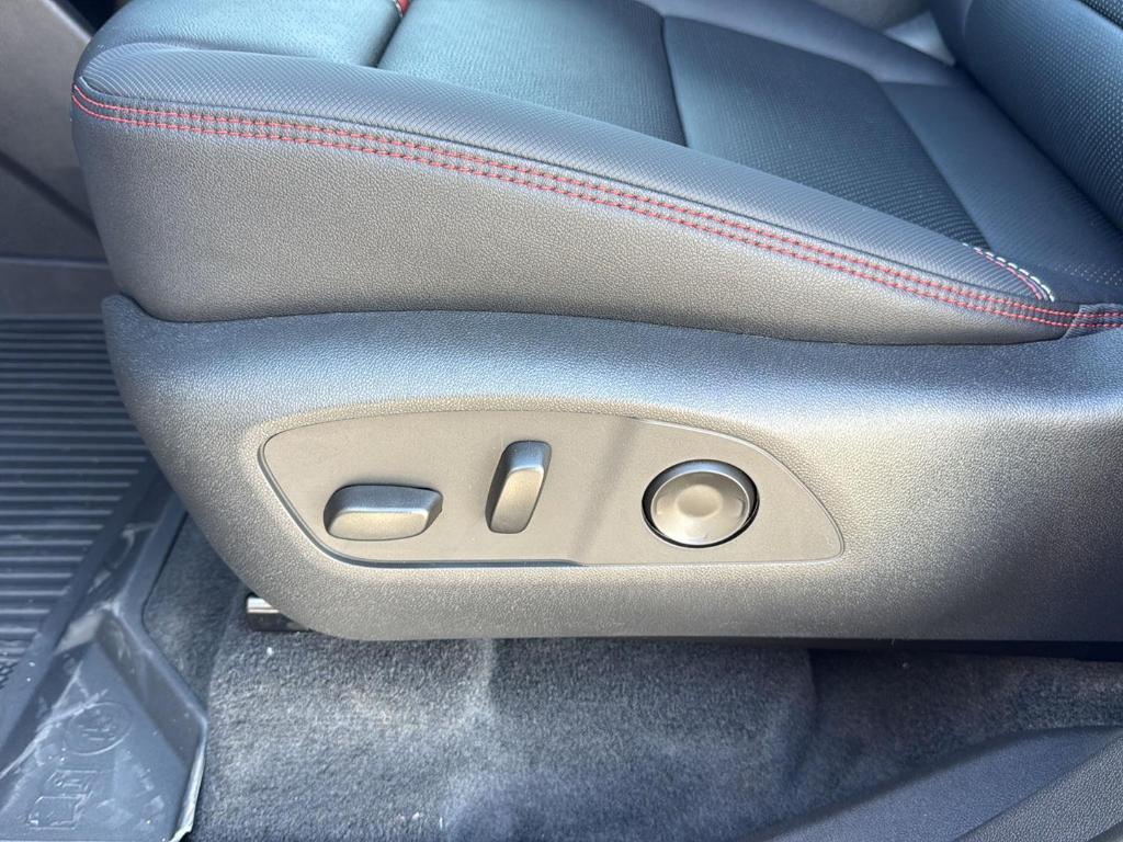 new 2026 Chevrolet Traverse car, priced at $59,935