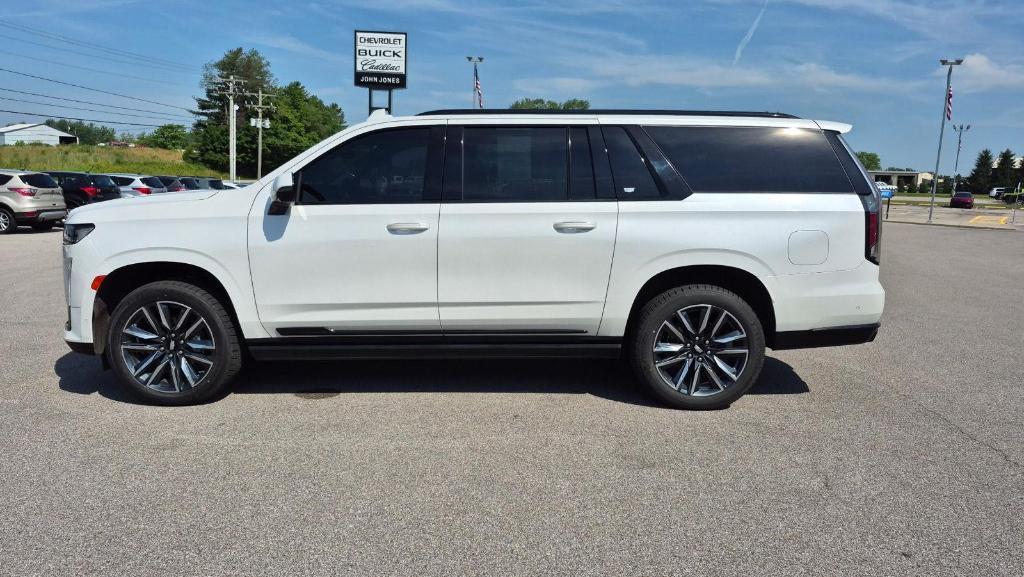 used 2021 Cadillac Escalade ESV car, priced at $67,995