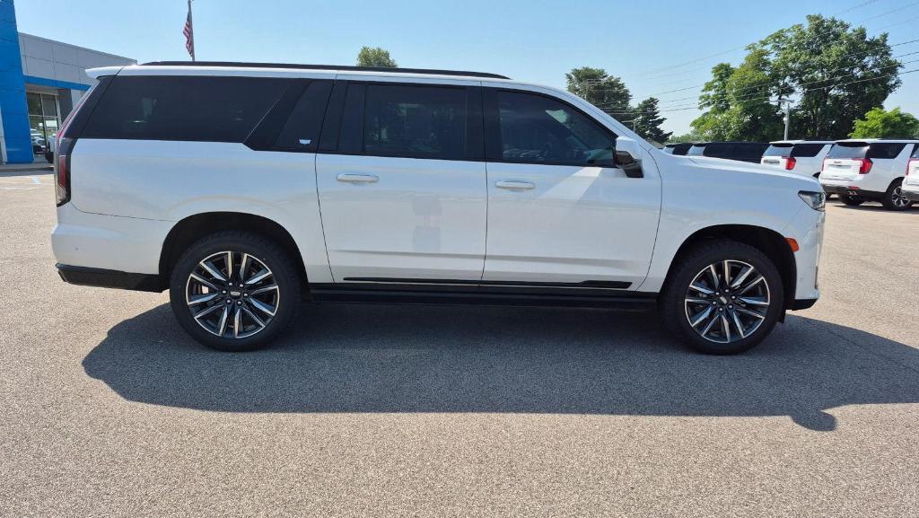 used 2021 Cadillac Escalade ESV car, priced at $67,995