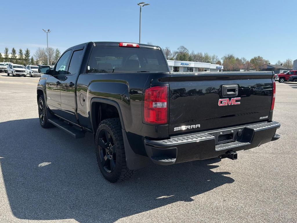 used 2018 GMC Sierra 1500 car, priced at $33,475