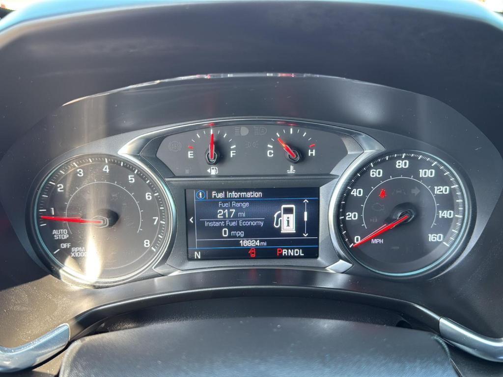 used 2023 Chevrolet Equinox car, priced at $25,000