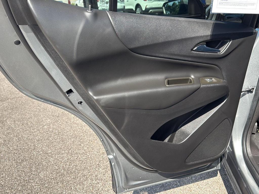 used 2023 Chevrolet Equinox car, priced at $25,000