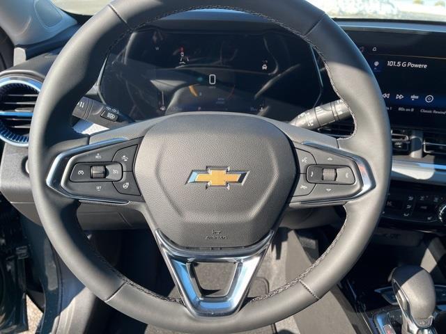 new 2025 Chevrolet Trax car, priced at $25,275