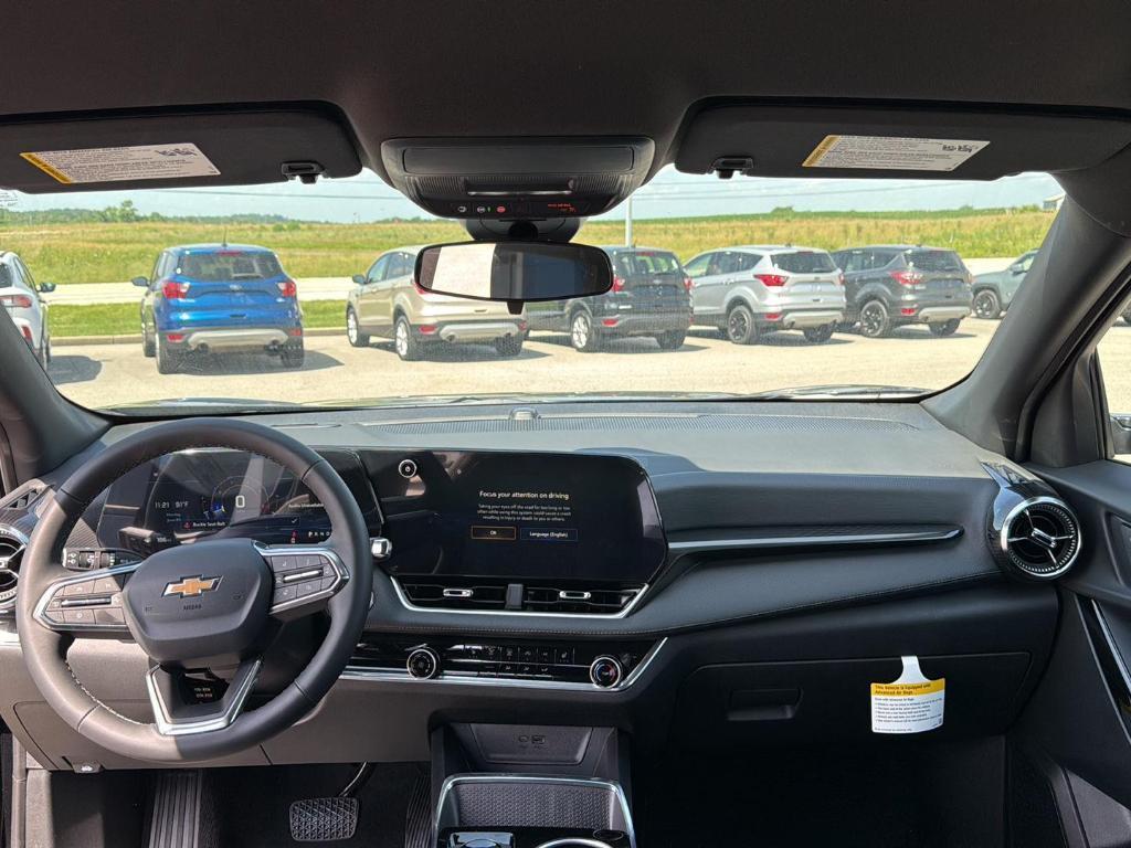 new 2026 Chevrolet Equinox car, priced at $30,035