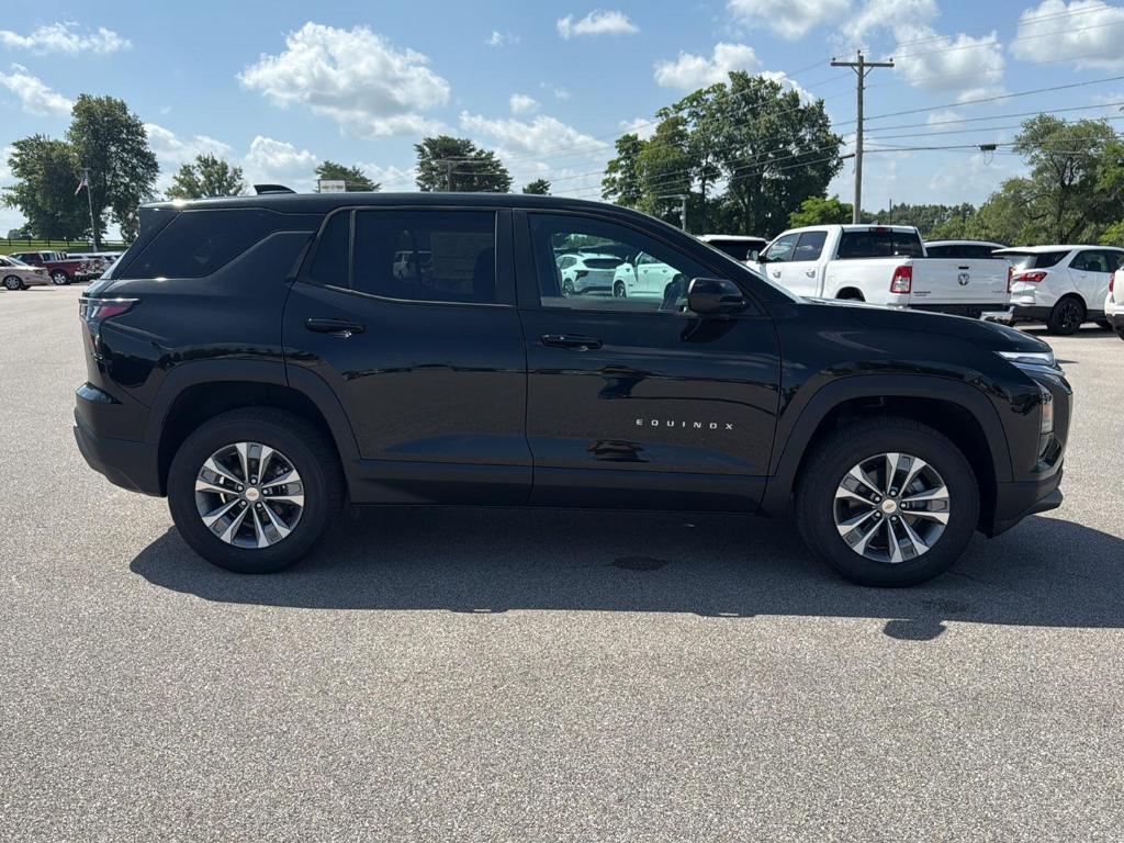 new 2026 Chevrolet Equinox car, priced at $30,035