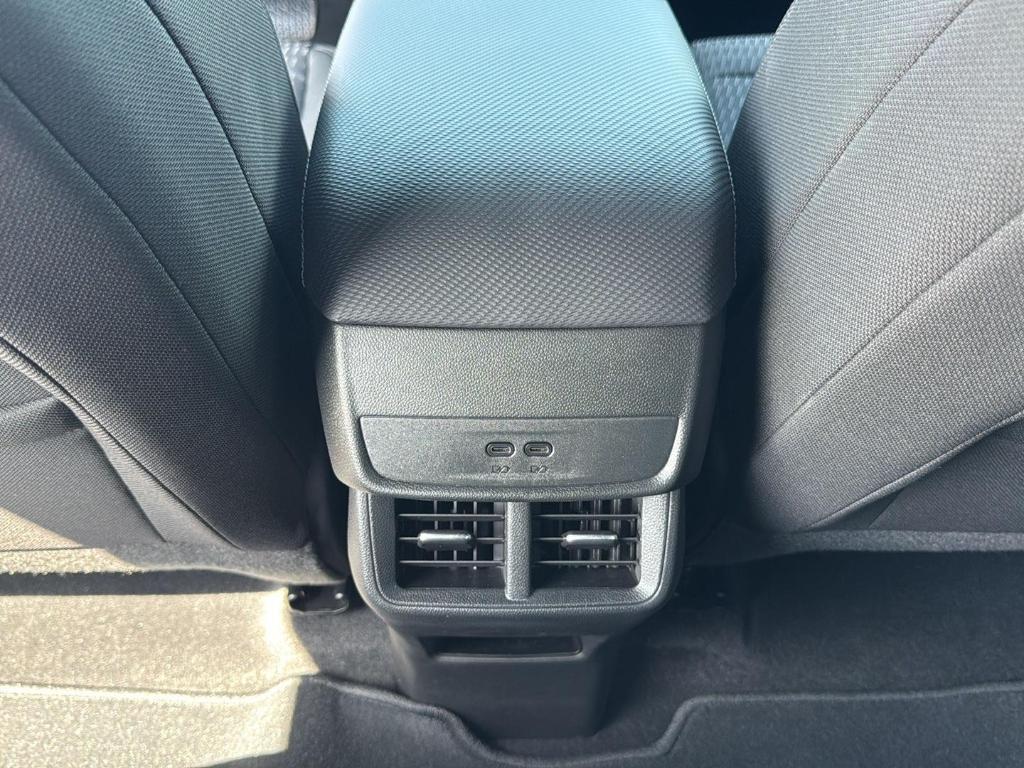 new 2026 Chevrolet Equinox car, priced at $30,035
