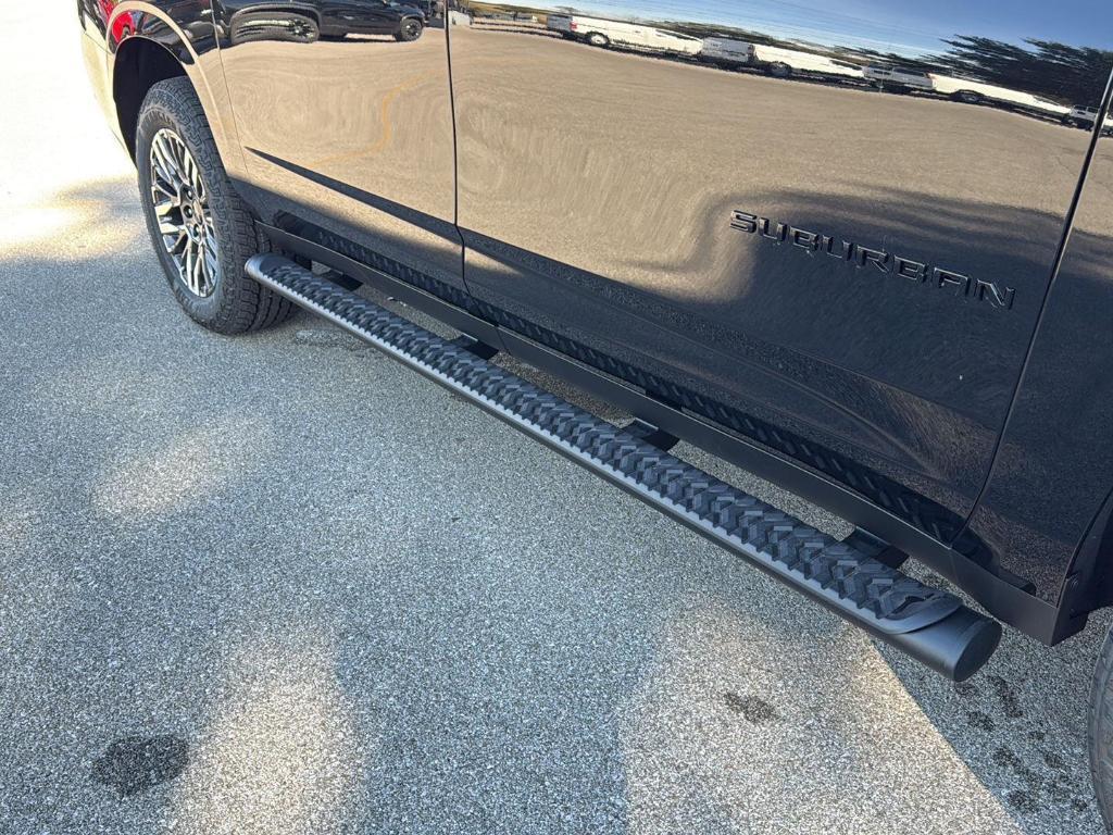 used 2025 Chevrolet Suburban car, priced at $79,995