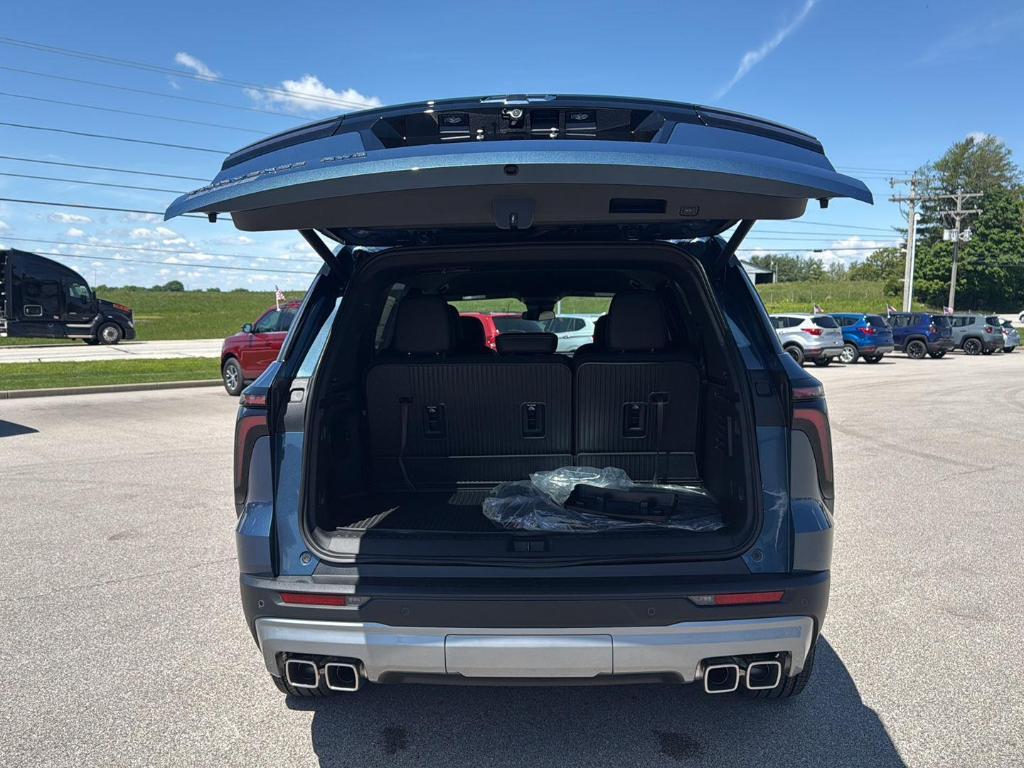 new 2025 Chevrolet Traverse car, priced at $46,510
