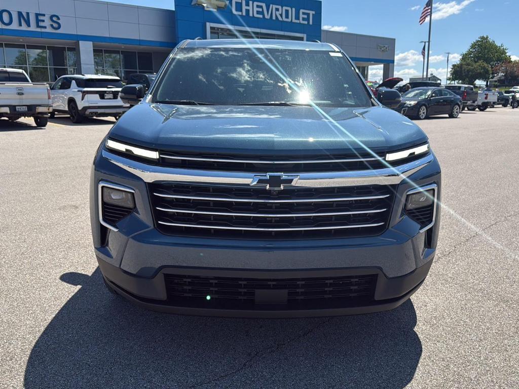new 2025 Chevrolet Traverse car, priced at $46,510