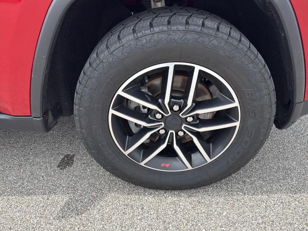 used 2020 Jeep Grand Cherokee car, priced at $22,995