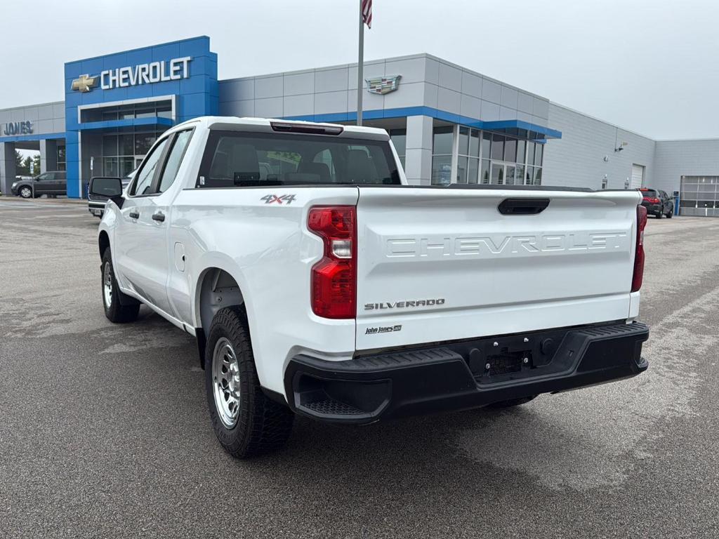 used 2021 Chevrolet Silverado 1500 car, priced at $27,745