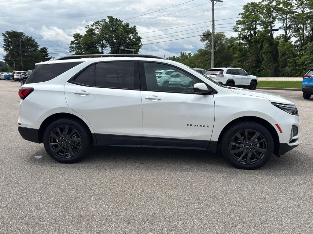 used 2022 Chevrolet Equinox car, priced at $26,395