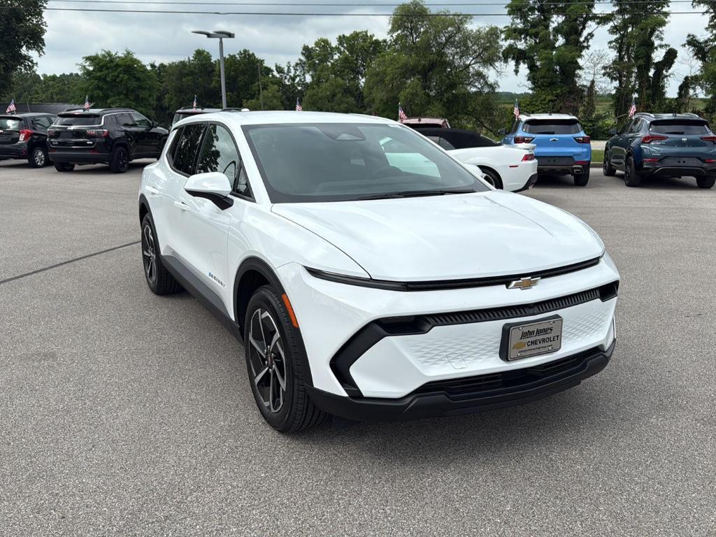 new 2025 Chevrolet Equinox EV car, priced at $34,390