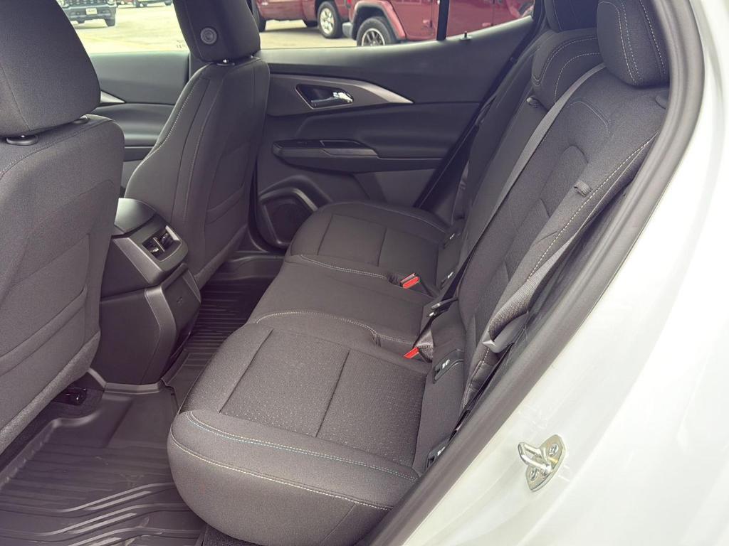 new 2025 Chevrolet Equinox EV car, priced at $34,390