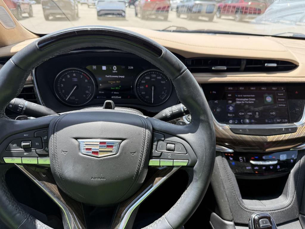 used 2022 Cadillac XT6 car, priced at $37,995