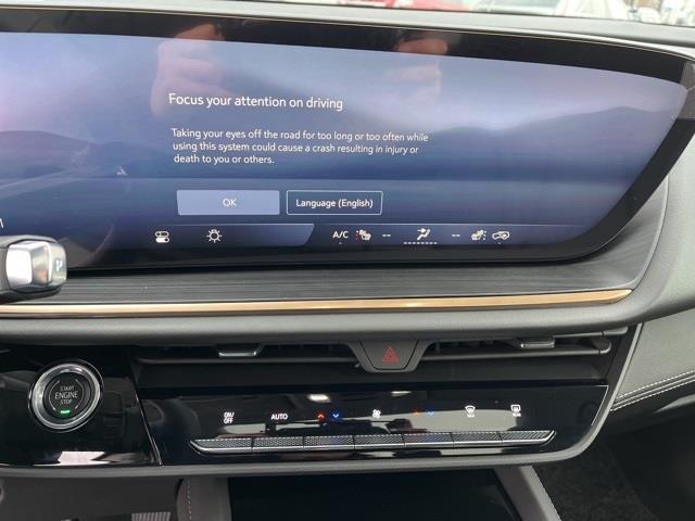 new 2025 Buick Envision car, priced at $44,195
