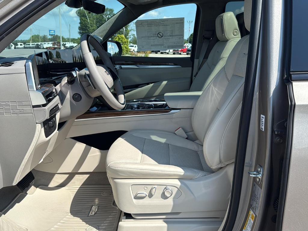 new 2025 Cadillac Escalade car, priced at $129,265