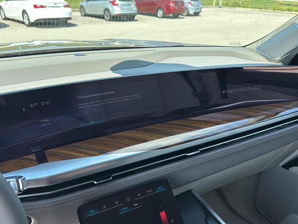 new 2025 Cadillac Escalade car, priced at $129,265