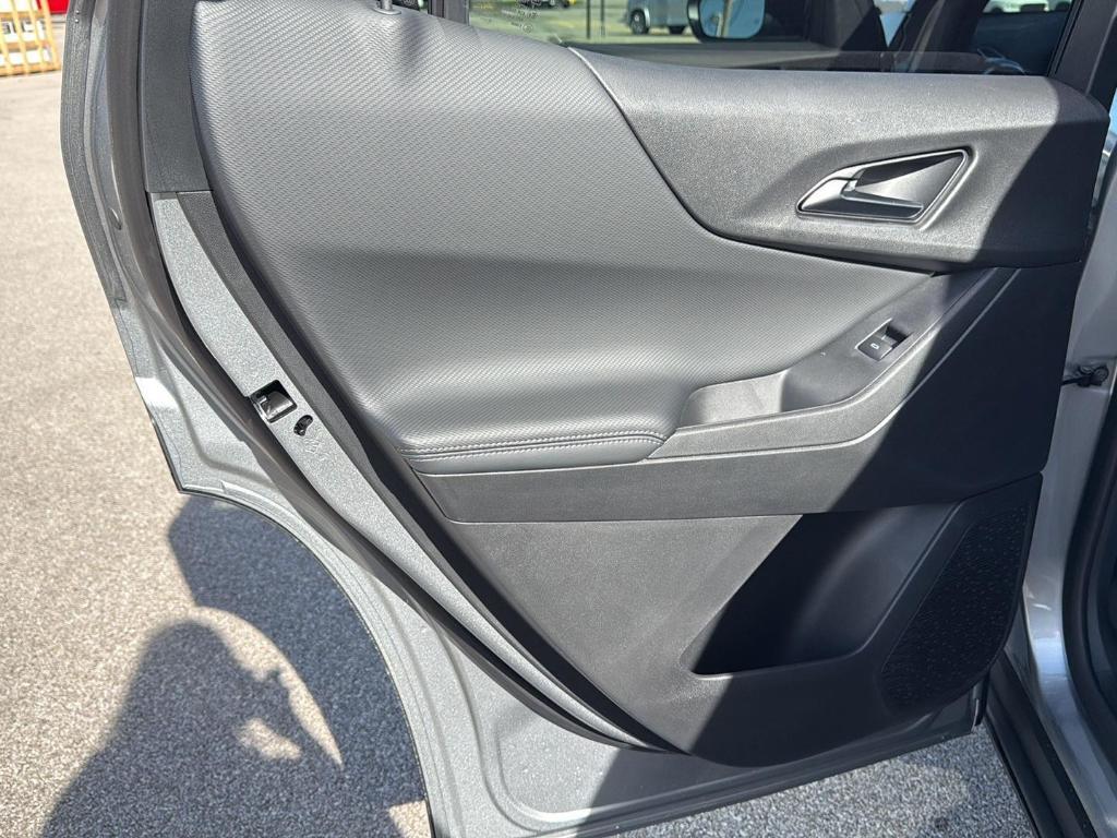 new 2026 Chevrolet Equinox car, priced at $32,910